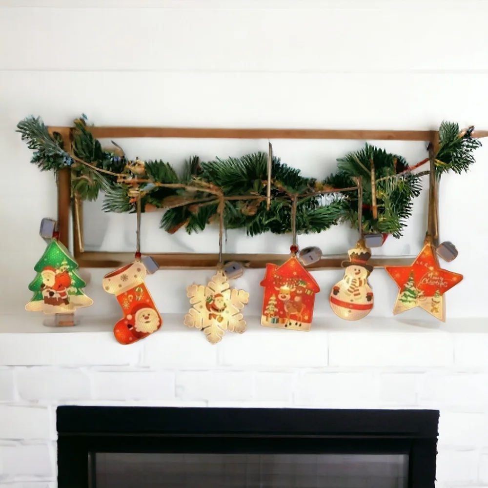 Nostalgic vintage look Christmas decorations garland